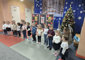 "Niechaj Dziadzio z Babunia tak nam długo żyją..." - życzenia dla dziadków.