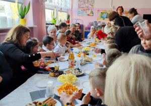 Poczęstunek dla Babci i Dziadka.