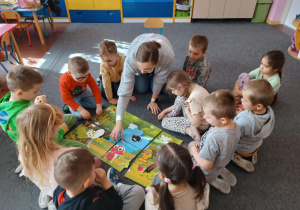 Układamy puzzle.