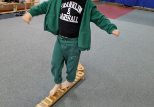 Ostap na równoważni